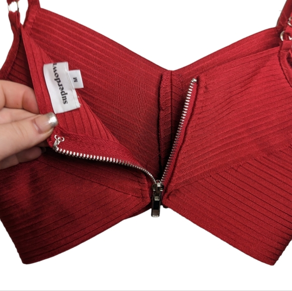 Superdown Red Crop Top 🔥 - Picture 8 of 10